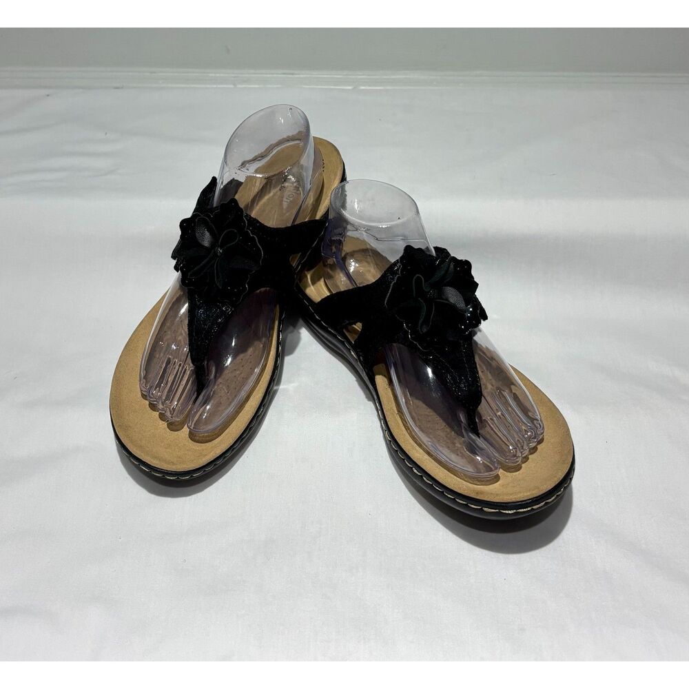 Clarks Black Floral Thong Sandals with Tan Footbed